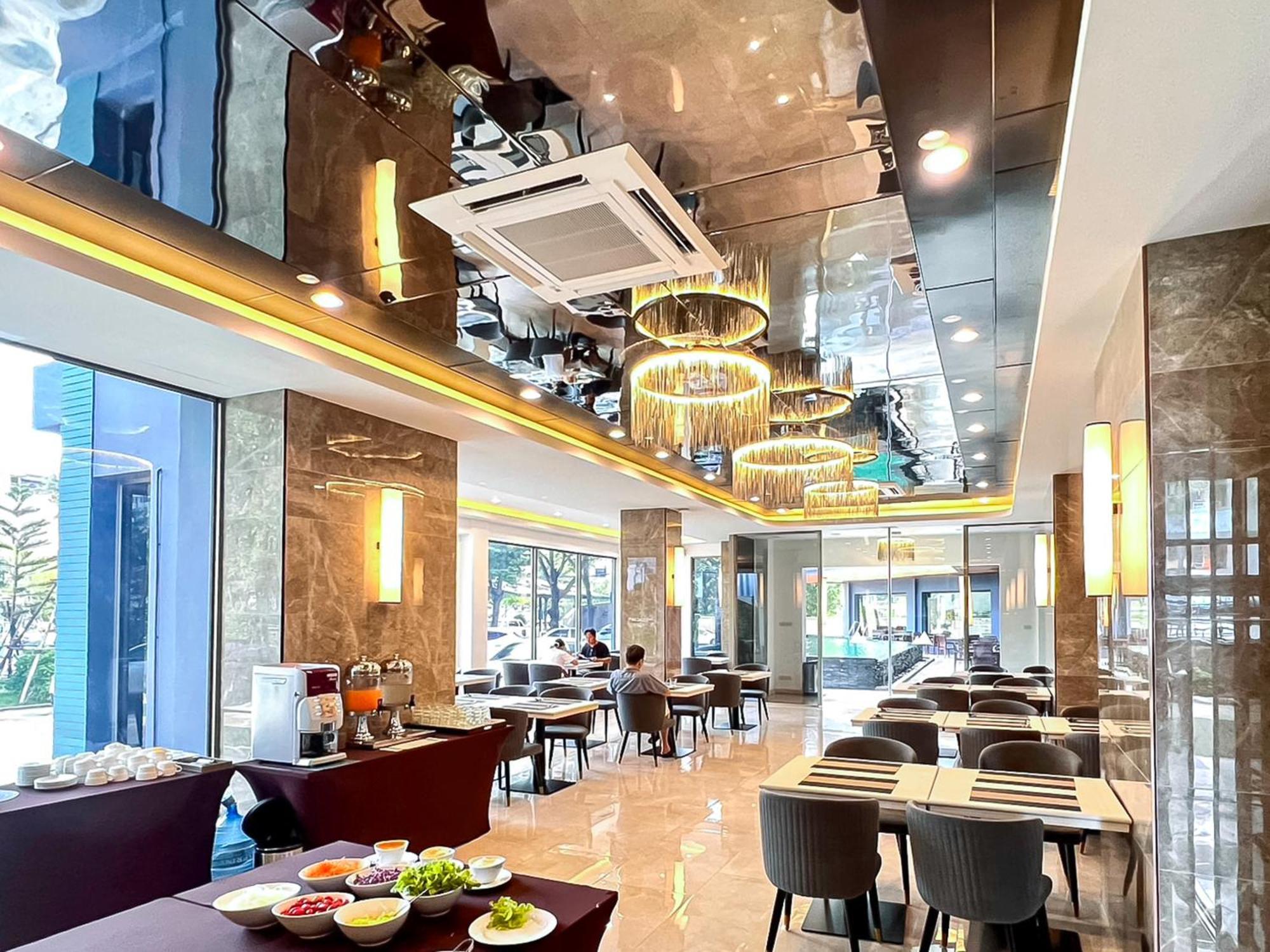 The Proud Exclusive Hotel-Sha Plus Nakhonpathom Kültér fotó
